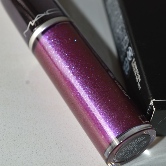 MAC Grand Illusion Liquid Lipcolour *QUEEN'S VIOLET* Limited Edition BNIB RARE - Picture 5 of 10